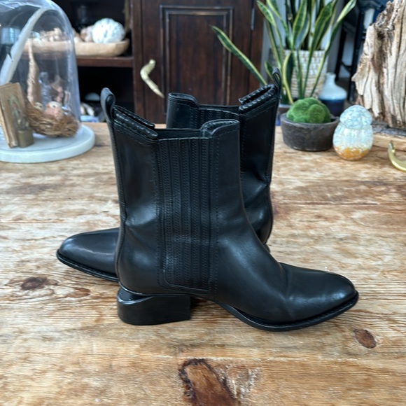 ALEXANDER WANG BLACK LEATHER ANOUCK BOOTS SZ. 35 - Picture 2 of 7